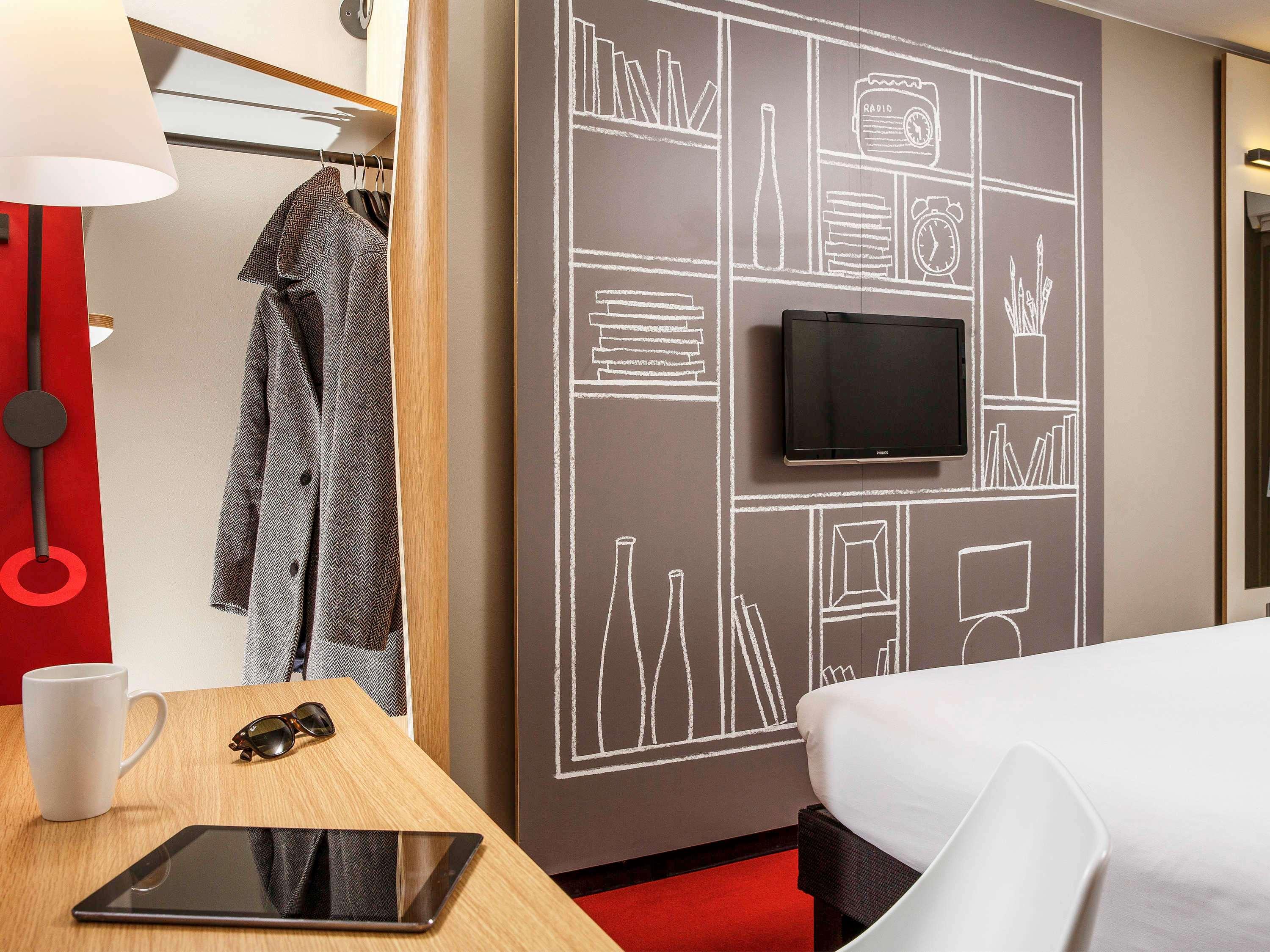 Ibis London Barking Hotel Barking  Exterior photo