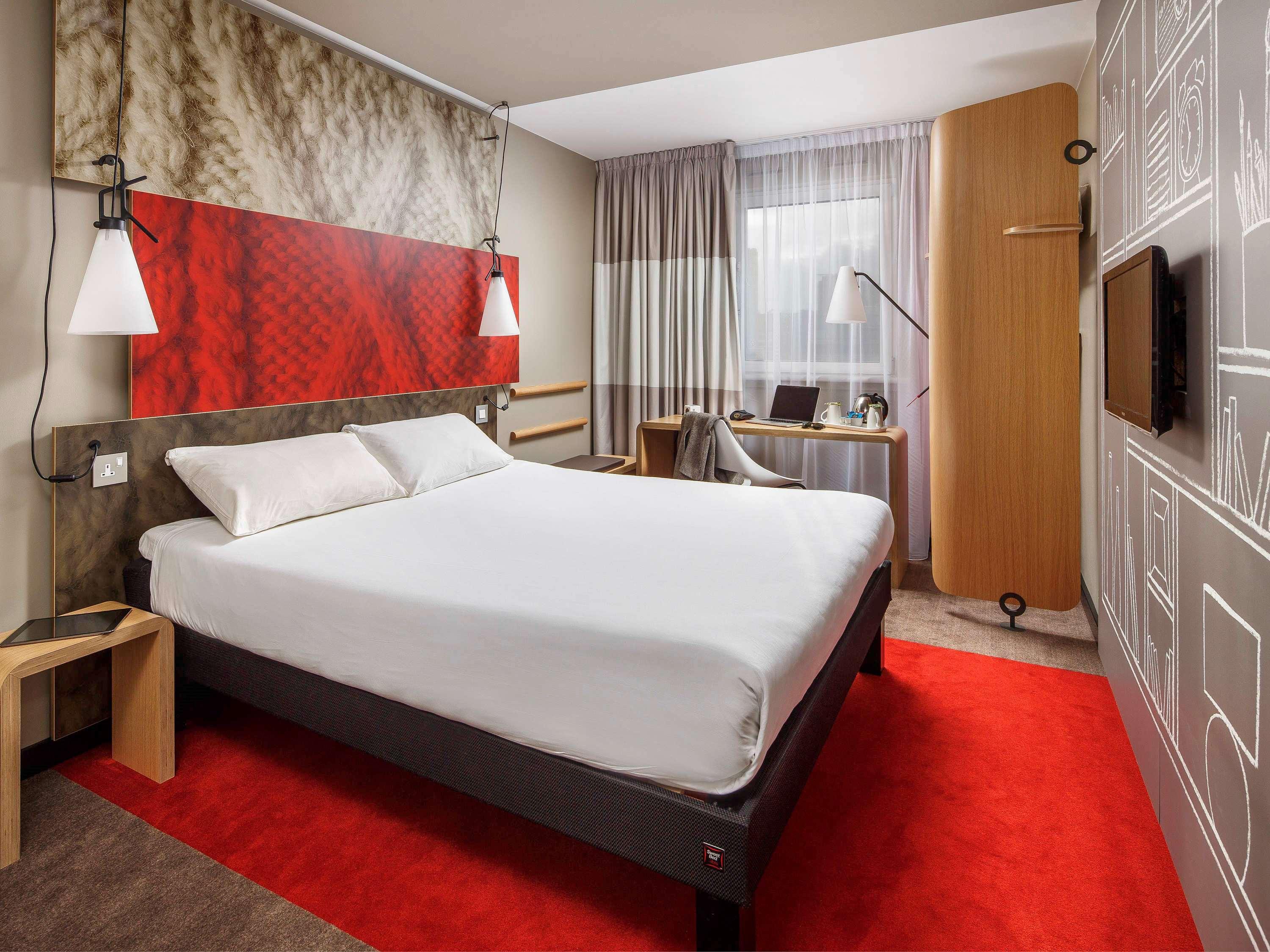 Ibis London Barking Hotel Barking  Exterior photo