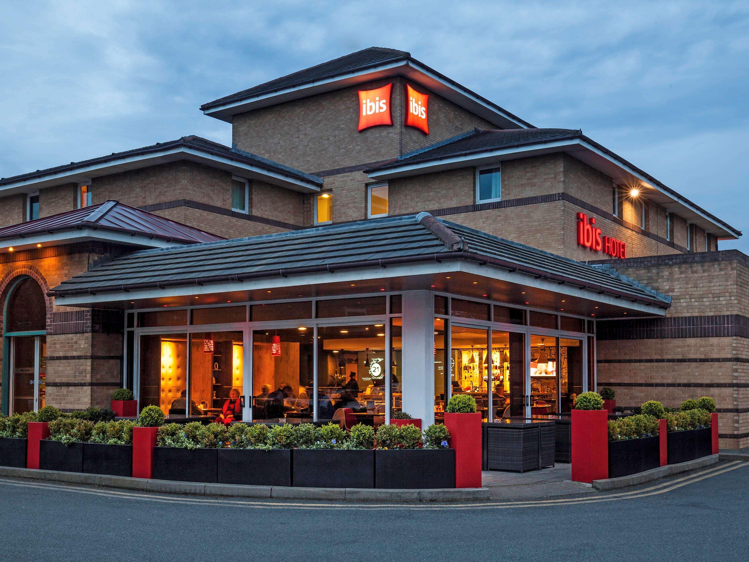 Ibis London Barking Hotel Barking  Exterior photo