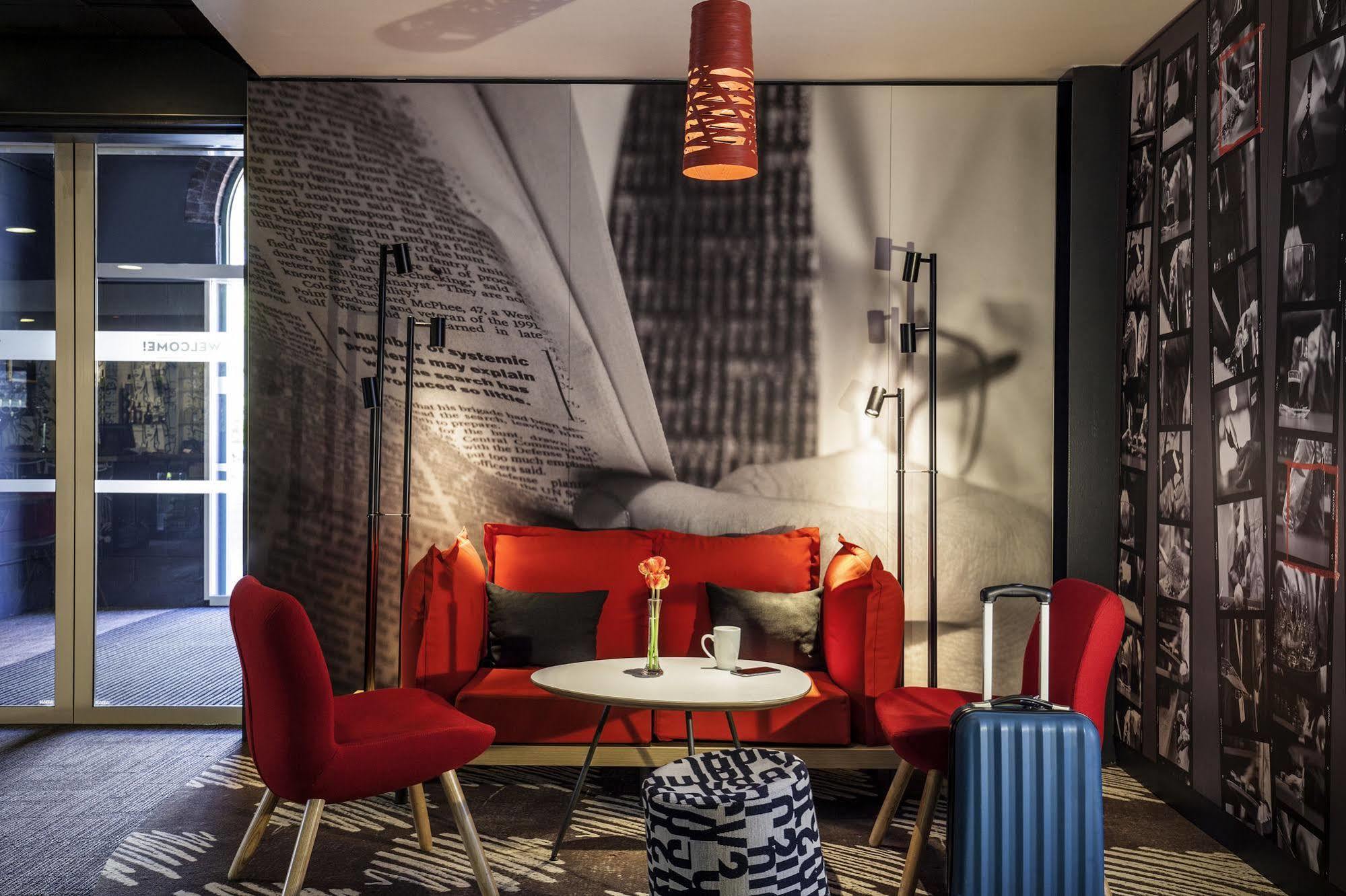 Ibis London Barking Hotel Barking  Exterior photo