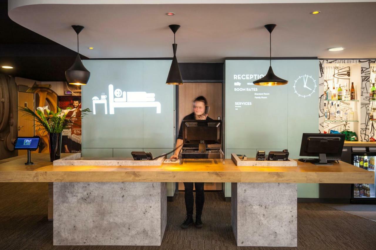Ibis London Barking Hotel Barking  Exterior photo